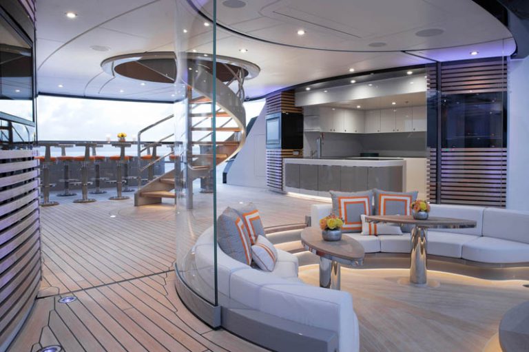 12 Lurssen Superyacht Kismet Top Deck Bar Seating
